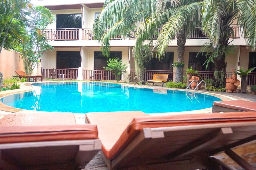 Thai Pura Resort Pattaya Buitenkant foto